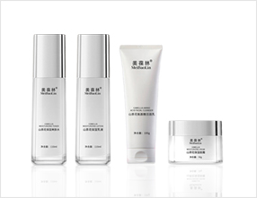 山茶花水乳霜套盒